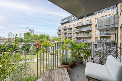 1 bedroom flat for sale, Vallans Court, LONDON E3