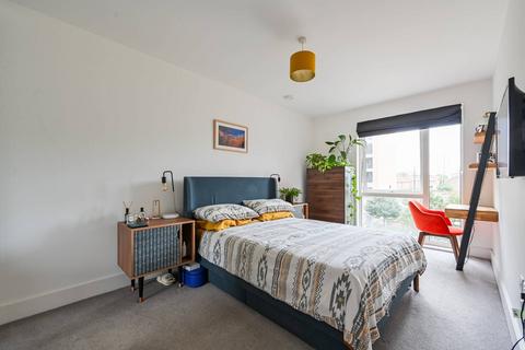 Vallans Court, LONDON E3