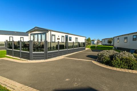 Clifftop View, Hoburne Naish Holiday Park, Barton On Sea, Hampshire, BH25