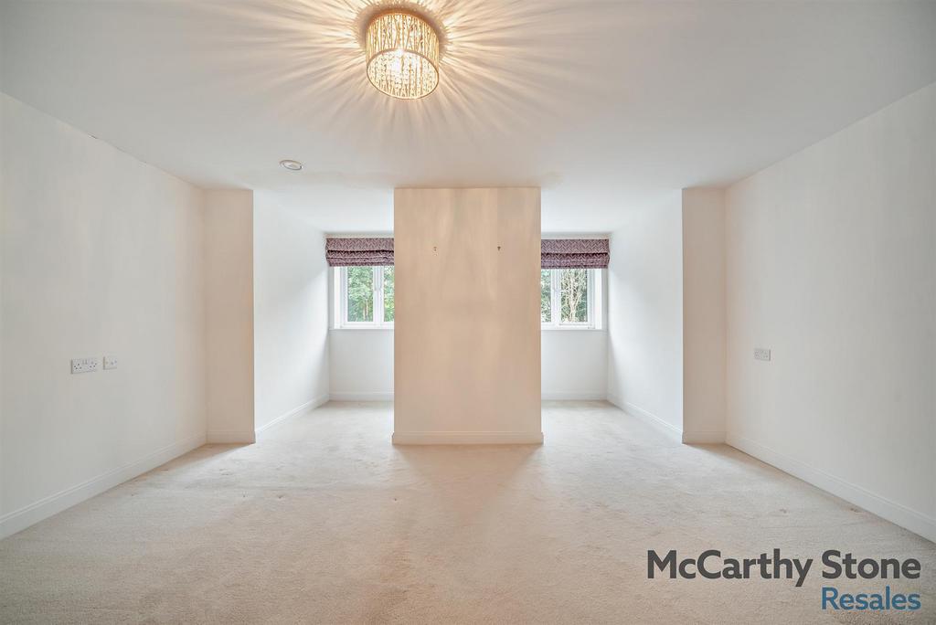 8660408-interior13-800.jpg