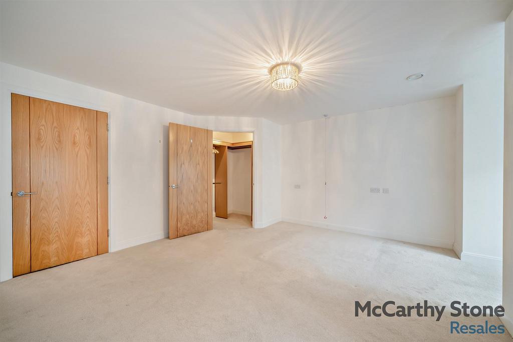8660408-interior15-800.jpg