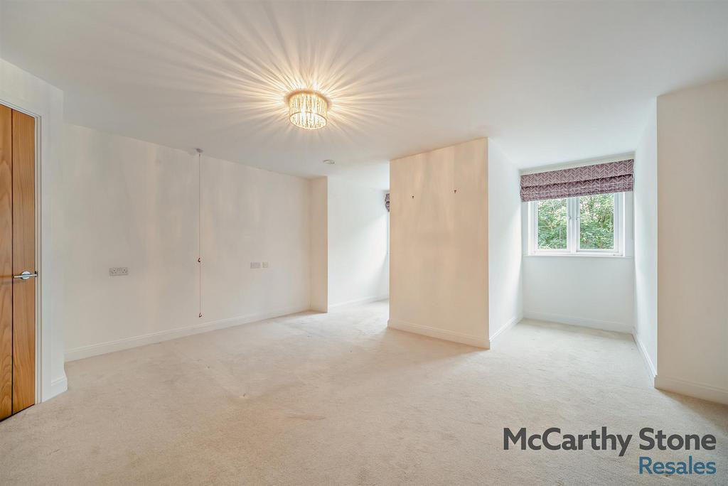8660408-interior12-800.jpg