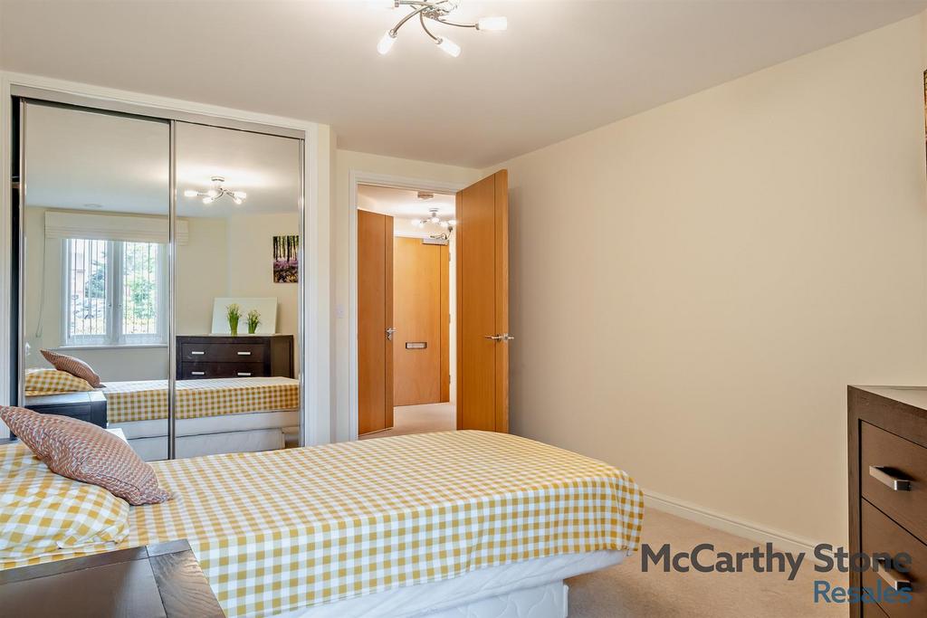 8660493-interior13-800.jpg