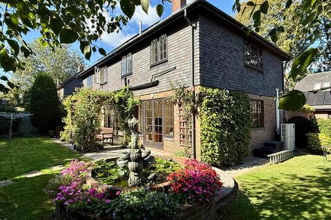 4 bedroom detached house for sale, Belmont, Hereford