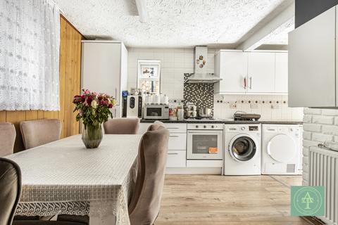 9 Wetherby Road, Enfield, EN2 0NS