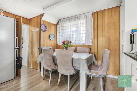 9 Wetherby Road, Enfield, EN2 0NS