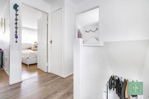 9 Wetherby Road, Enfield, EN2 0NS