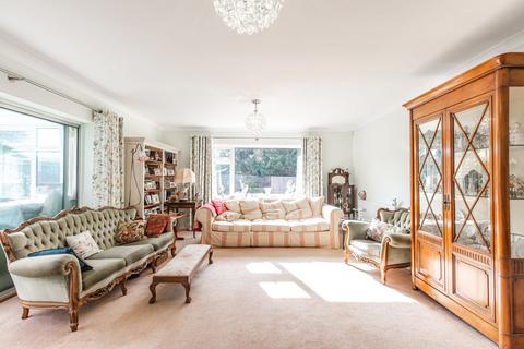 undefined, A Delightful Three-Bedroom Home with a Beautiful Garden in the Heart of Sheringham