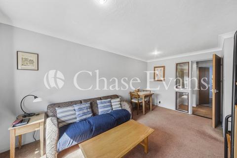 1 bedroom flat for sale, Horseshoe Close, Isle Of Dogs, London, E14