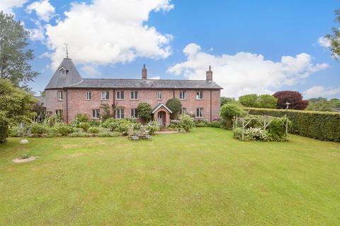 5 bedroom detached house for sale, Picketts Lane, Uckfield TN22