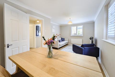 10 Hanson Close, Beckenham, BR3 1WJ