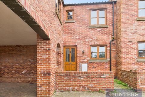 4 bedroom terraced house for sale, Stack Yard Lane, Staxton, Scarborough