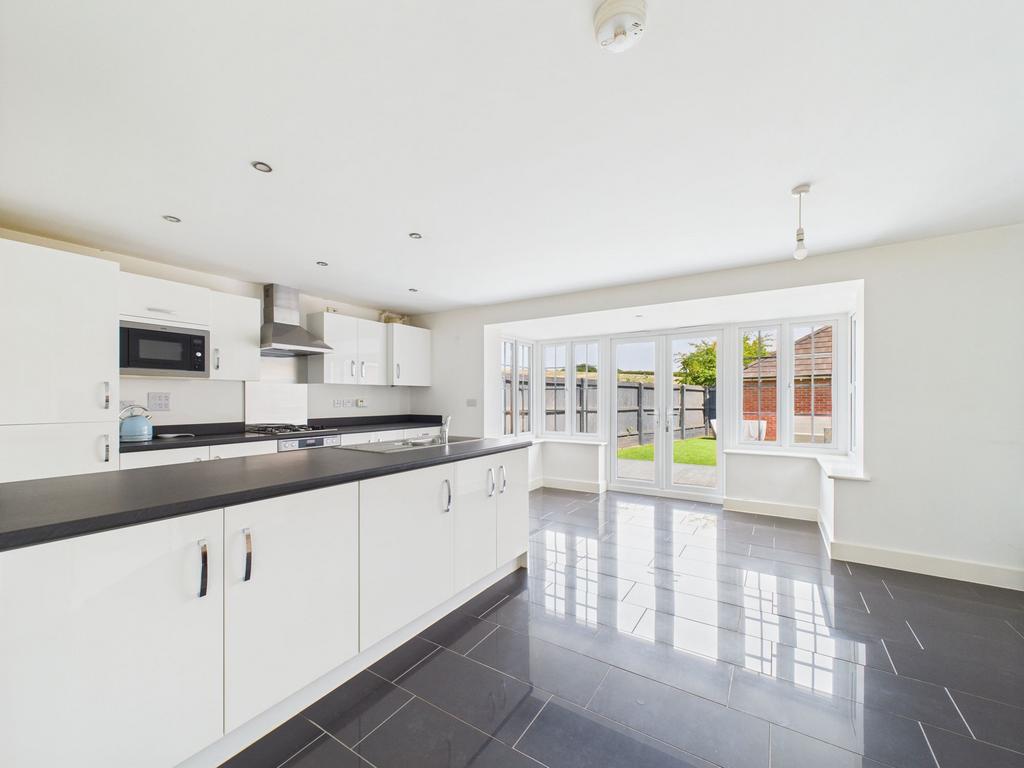 Open Plan Family Dining Kitchen