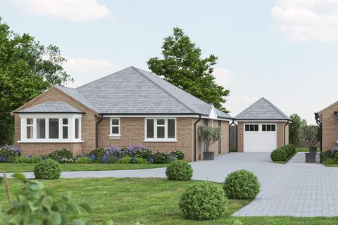 undefined, 19 Swallowdale, Wightwick, Wolverhampton, WV6 8DT