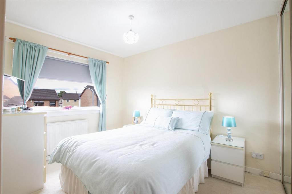 Bedroom.2-2.jpg