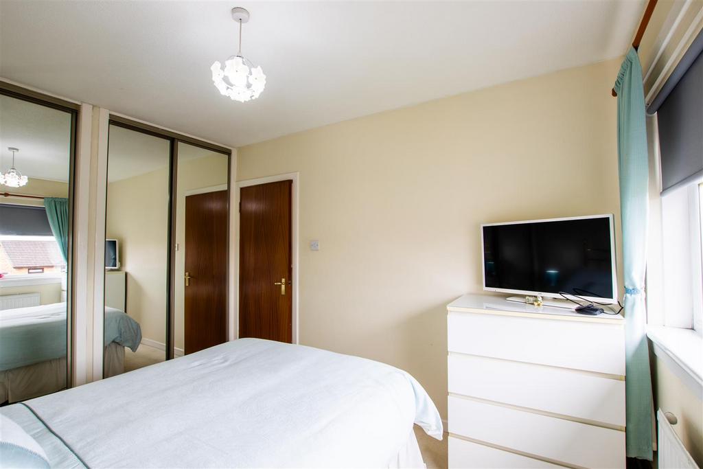 Bedroom.2.jpg