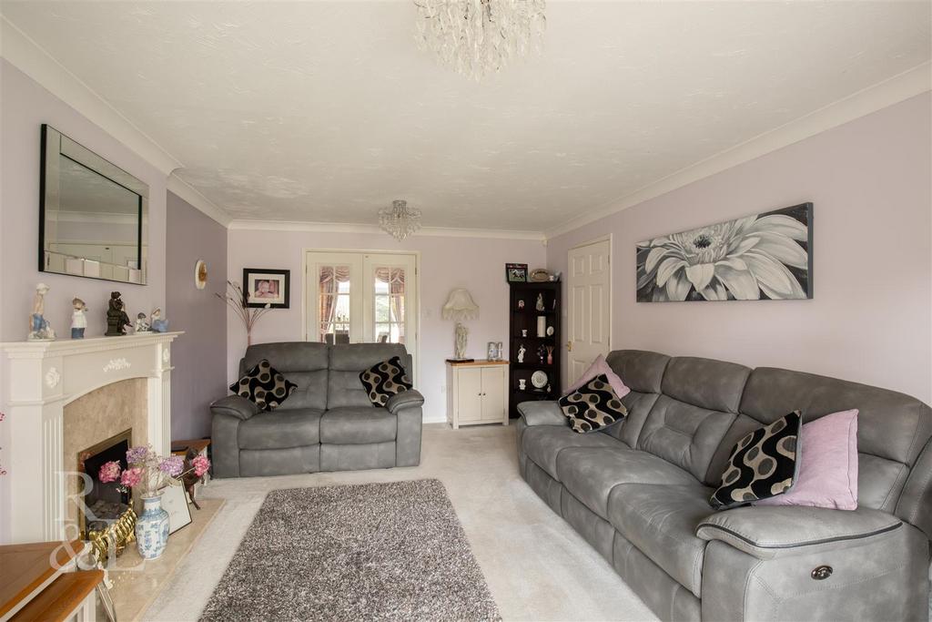 16 Highgate (10).jpg