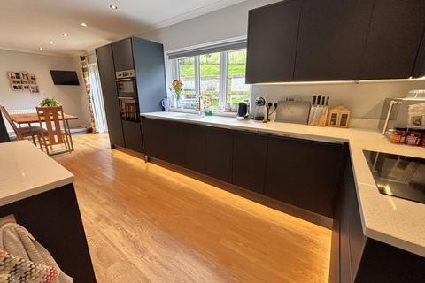 4 bedroom detached house for sale, Carmarthen SA33