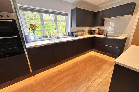 4 bedroom detached house for sale, Carmarthen SA33