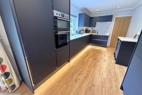 4 bedroom detached house for sale, Carmarthen SA33