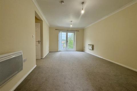 undefined, Greenlea Court, Huddersfield, HD5 8QB