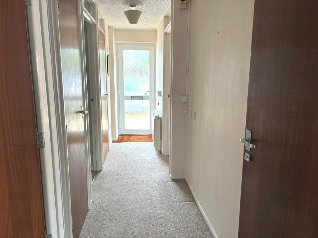 Hallway.JPG