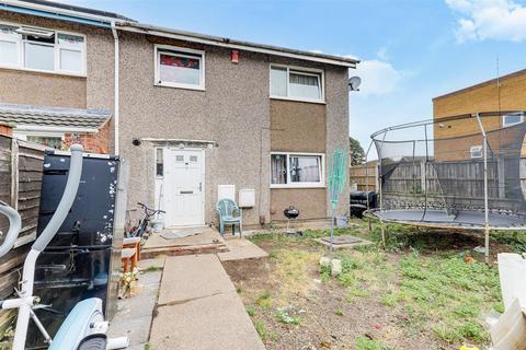 Cawston Gardens, Nottingham NG6