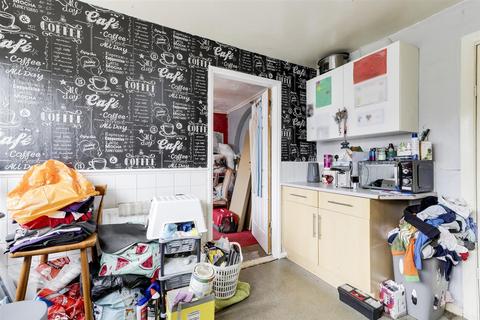 undefined, Cawston Gardens, Nottingham NG6