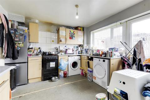 undefined, Cawston Gardens, Nottingham NG6