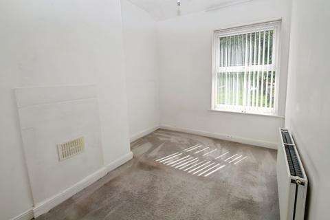 2 bedroom terraced house to rent, Forest Road, West Yorkshire HD5