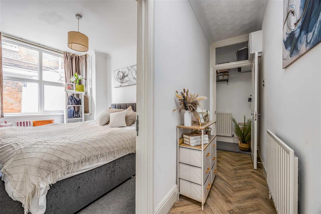 Flat 2, 27, Festing Road, Southsea-Small-Portico Ma