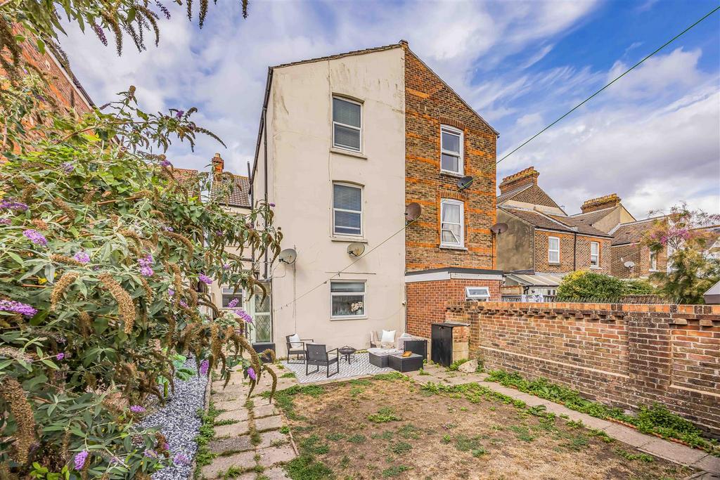Flat 2, 27, Festing Road, Southsea-Small-Portico Ma