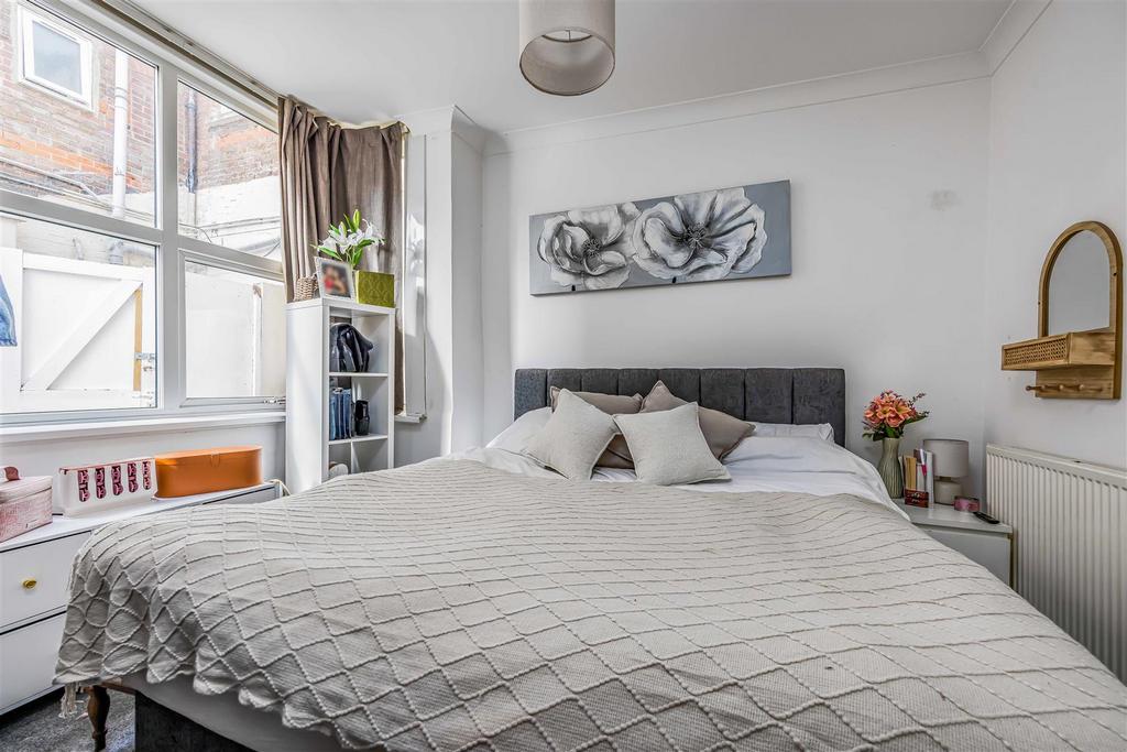Flat 2, 27, Festing Road, Southsea-Small-Portico Ma