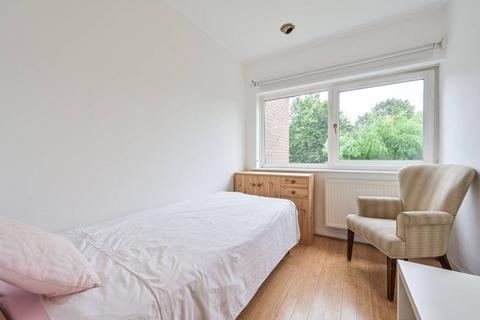 3 bedroom maisonette to rent, Hermitage Lane, Hampstead, London, NW2