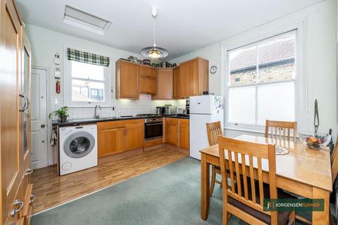 3 bedroom flat for sale, Jeddo Road, Shepherds Bush, London