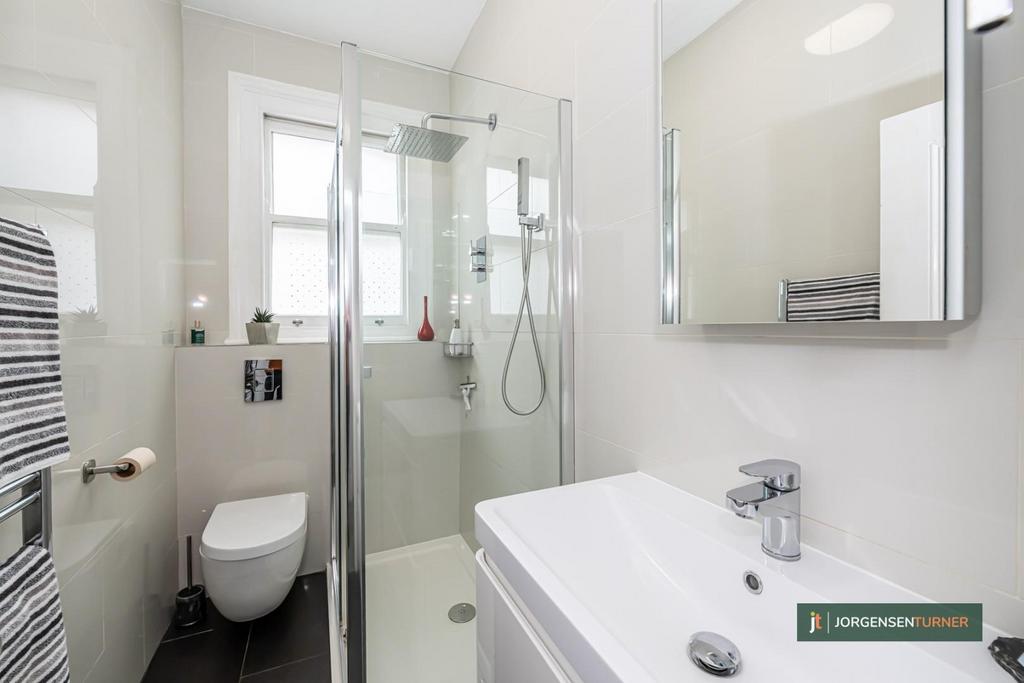 Shower Room .jpg