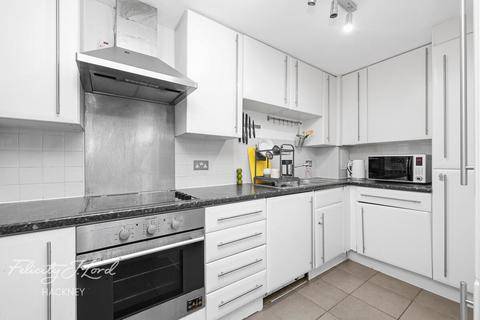 2 bedroom flat for sale, Chatham Place, London E9