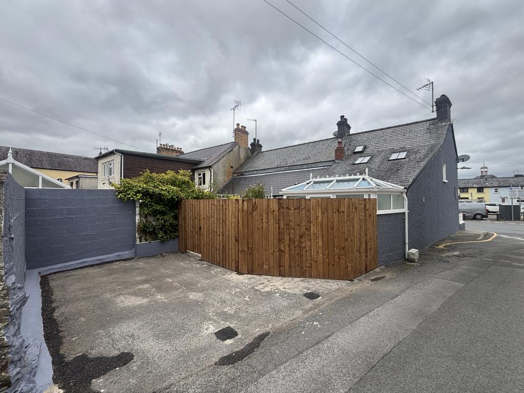 Parking and driveway
