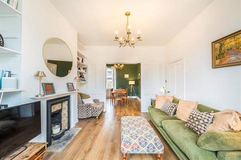 22 Lenham Road, London, SE12 8QN