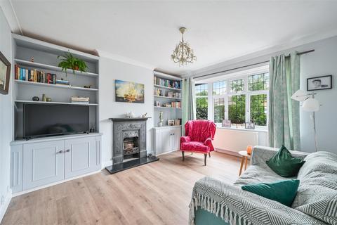 17 Lower Hill Road, Epsom, KT19 8LS
