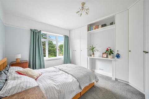 17 Lower Hill Road, Epsom, KT19 8LS