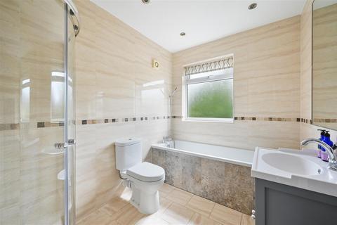17 Lower Hill Road, Epsom, KT19 8LS
