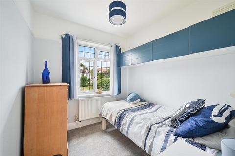 17 Lower Hill Road, Epsom, KT19 8LS
