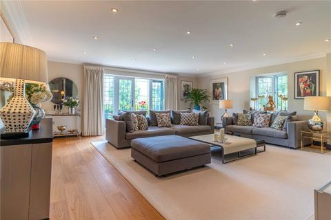 3 bedroom apartment for sale, High Road, Chigwell, Essex, IG7