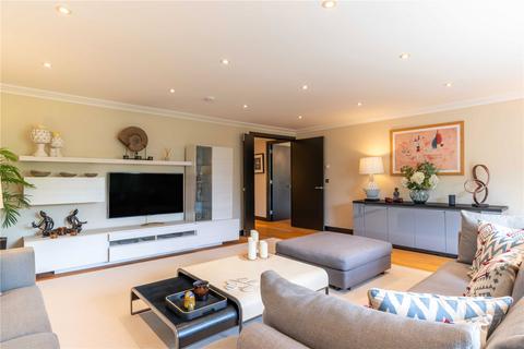 3 bedroom apartment for sale, High Road, Chigwell, Essex, IG7