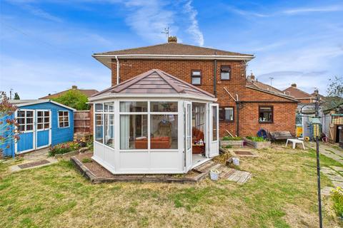 undefined, Park Avenue, Longlevens, Gloucester, Gloucestershire, GL2