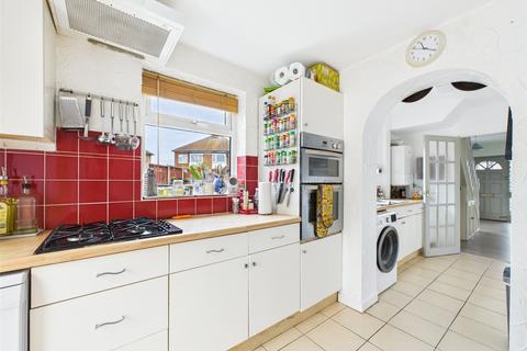 undefined, Park Avenue, Longlevens, Gloucester, Gloucestershire, GL2