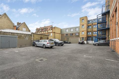 2 bedroom apartment for sale, Rutland Road, London, E9
