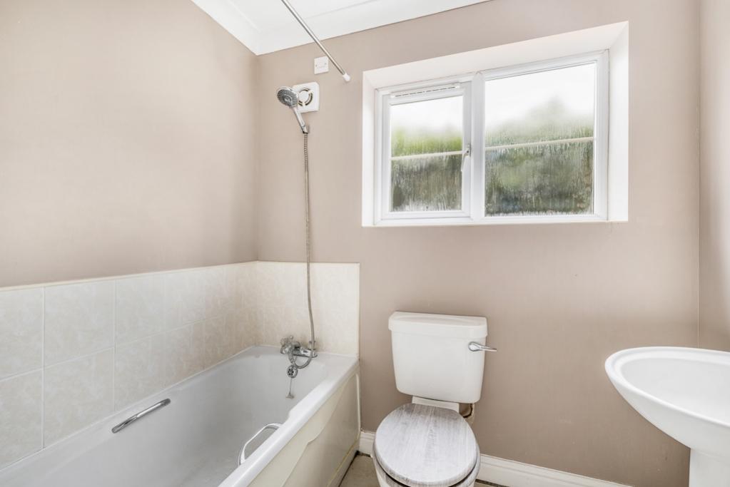 16 Jackson Drive (Kirton)-12