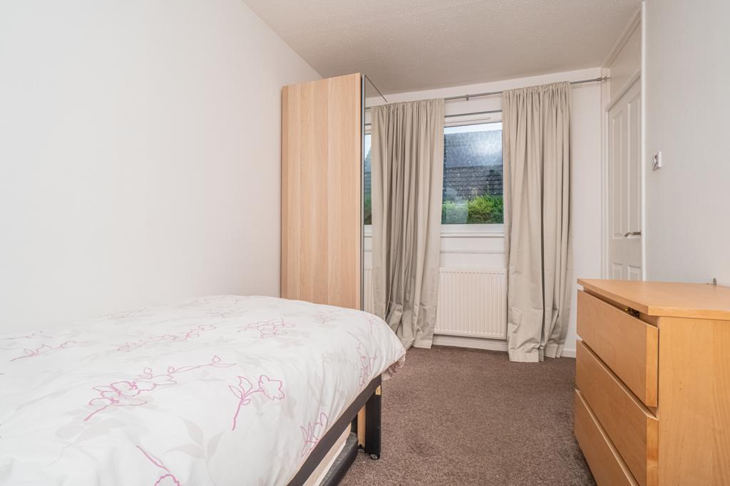 Third bedroom 2